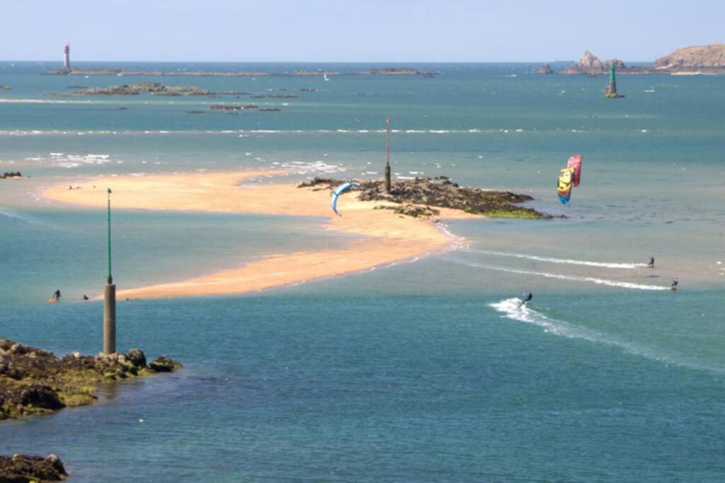 Dinard, Tres Bel Appartement***** Avec Vue Sur Mer Exterior foto